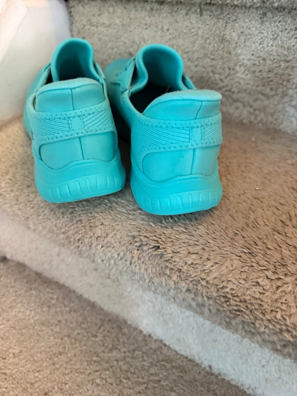 Sketchers Woman’s go walk slip ins … teal blue - Picture 3 of 7
